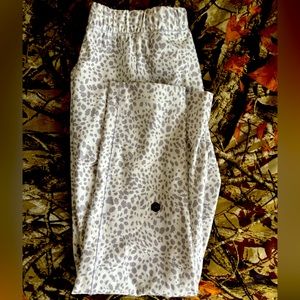Juniors small Scorpio Sol joggers